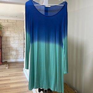 Long sleeve, very lightweight dress